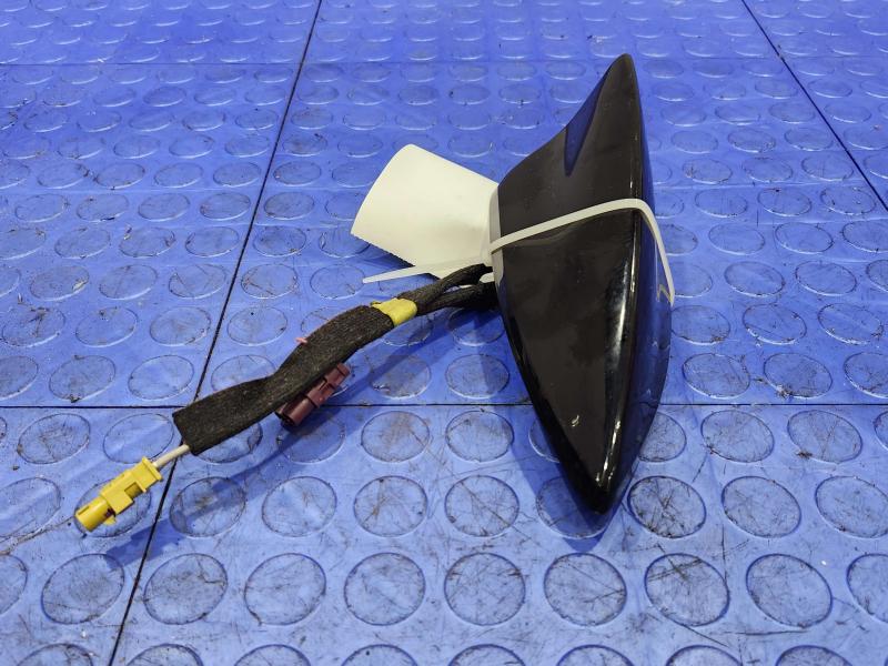 2016 Cadillac ATS Antenna