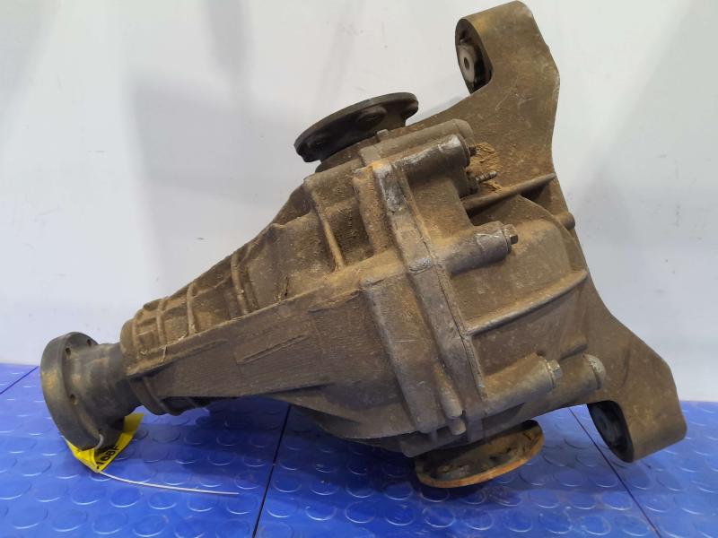 2004 Porsche Cayenne Carrier/Differential Assembly