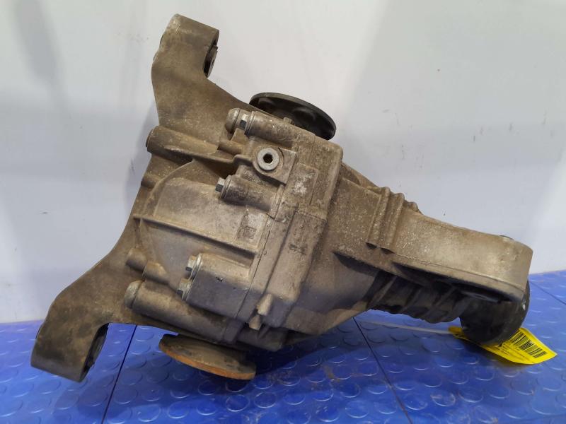 2004 Porsche Cayenne Carrier/Differential Assembly