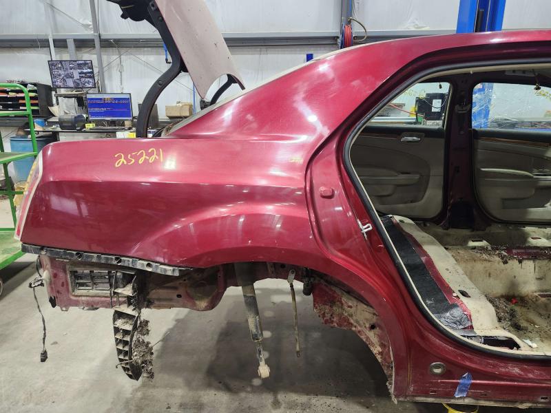 2014 Chrysler 300 Quarter Panel