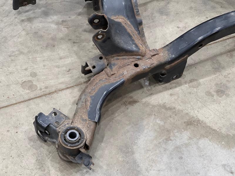 2016 Subaru Forester Crossmember/Cradle/Undercarria