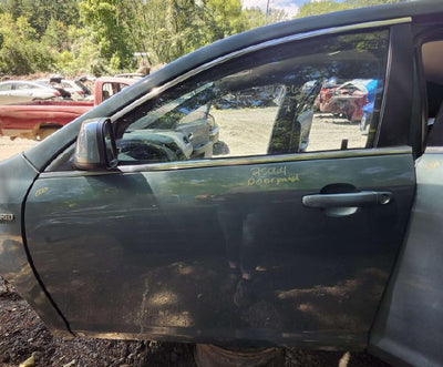 2009 Chevrolet Malibu Front Door