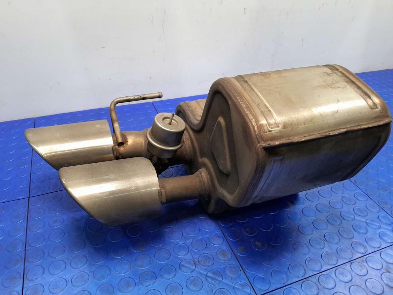 2018 Maserati Ghibli 3.0L Turbo RWD Rear Exhaust Muffler Right Passenger Side OEM 670104139