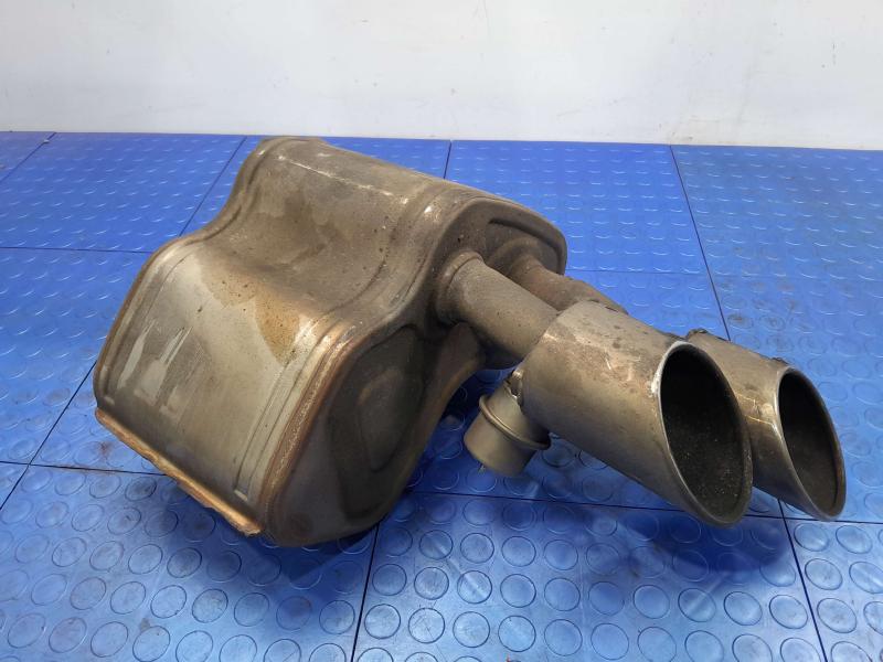 2018 Maserati Ghibli 3.0L Turbo RWD Rear Exhaust Muffler Right Passenger Side OEM 670104139