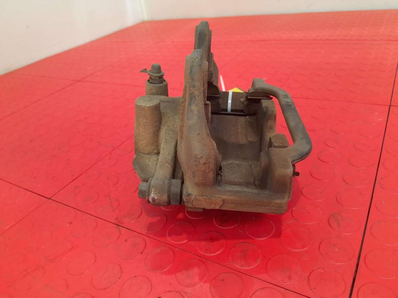 2014 Chevrolet Silverado 1500 Caliper