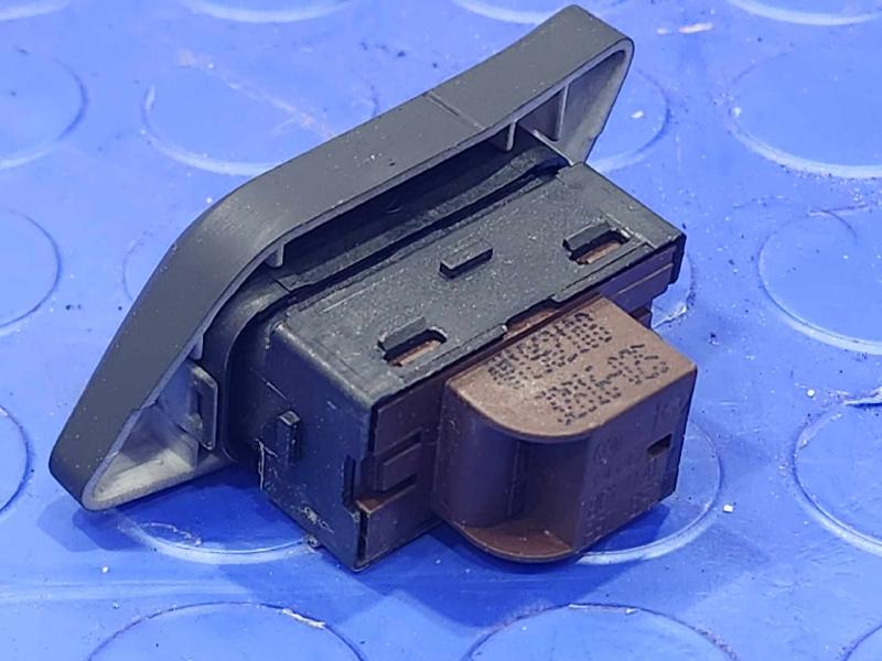 2017-2024 Audi Q7 Driver Door Lock Control Switch Genuine OEM 4M19621085PR