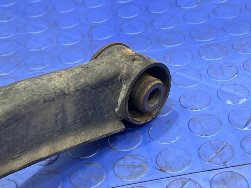 2014 Infiniti QX80 Upper Control Arm Front