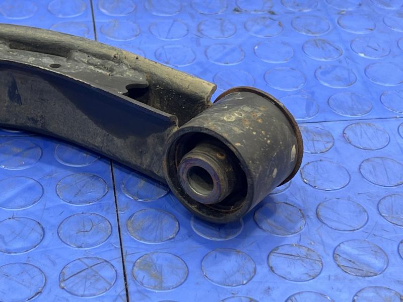 2014 Infiniti QX80 Upper Control Arm Front