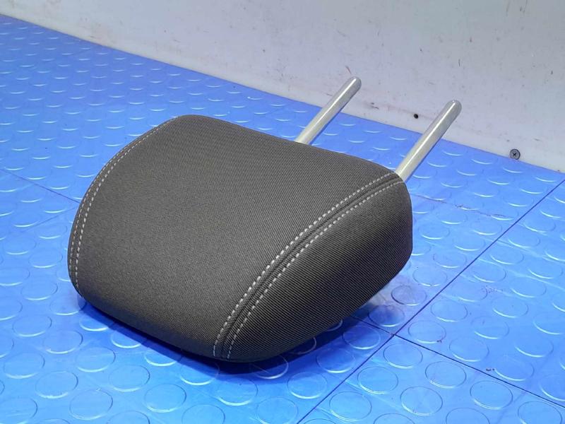 2023 Chevrolet Trailblazer Headrest