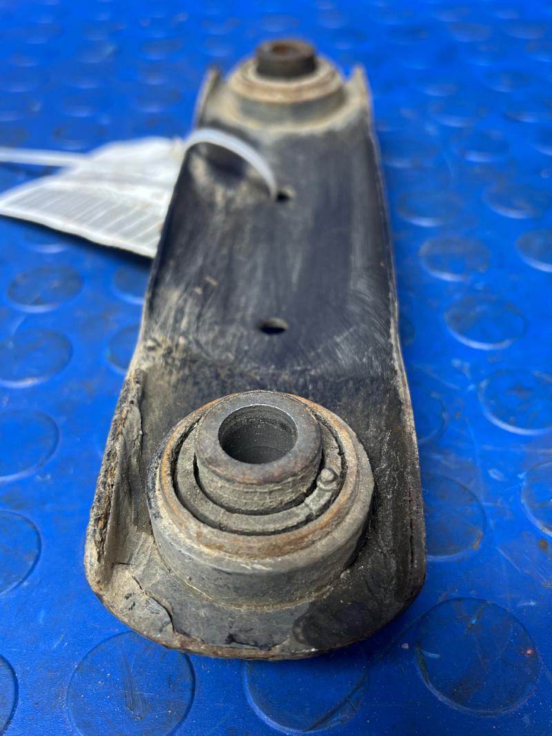 2012 Buick LaCrosse Lower Control Arm Rr