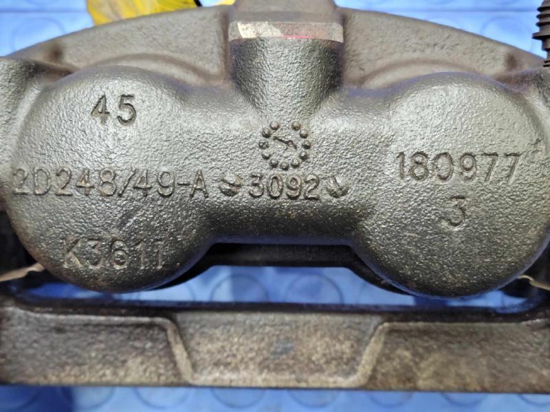 2013 Ford F-350 Super Duty Caliper