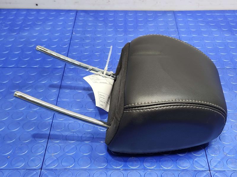 2014 Ford Focus Headrest