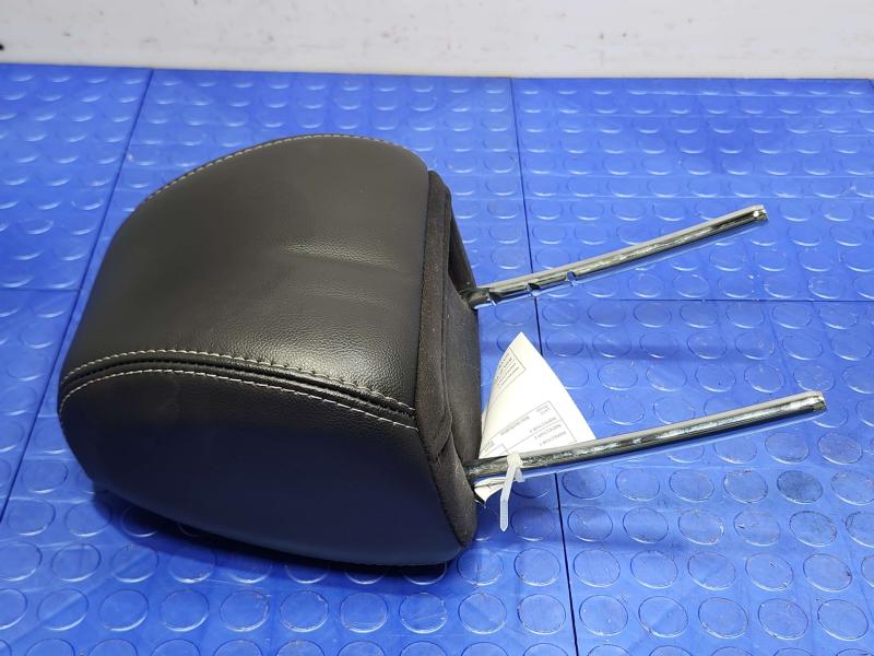 2014 Ford Focus Headrest