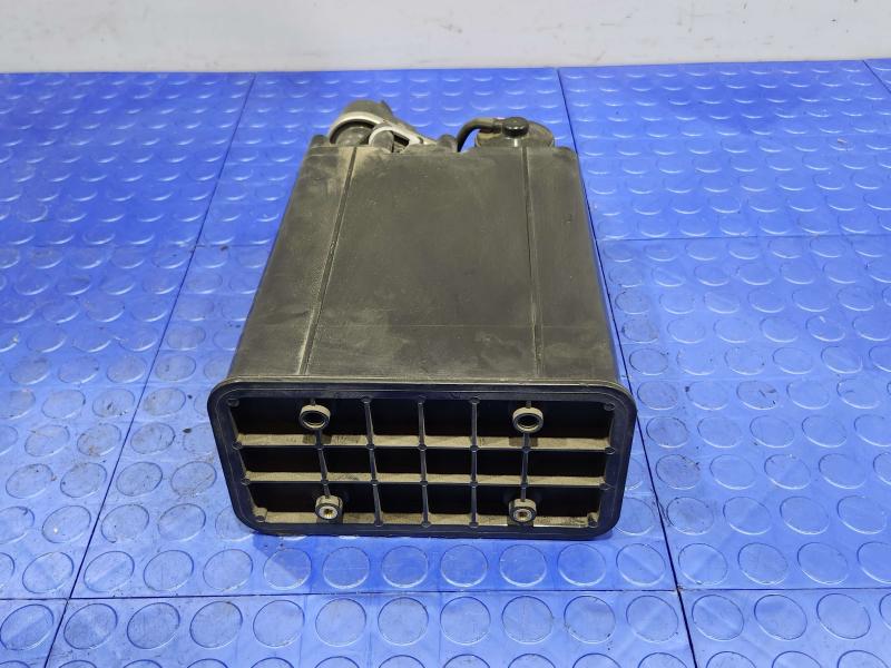 2008 Lexus LS 460 Evaporator Canister