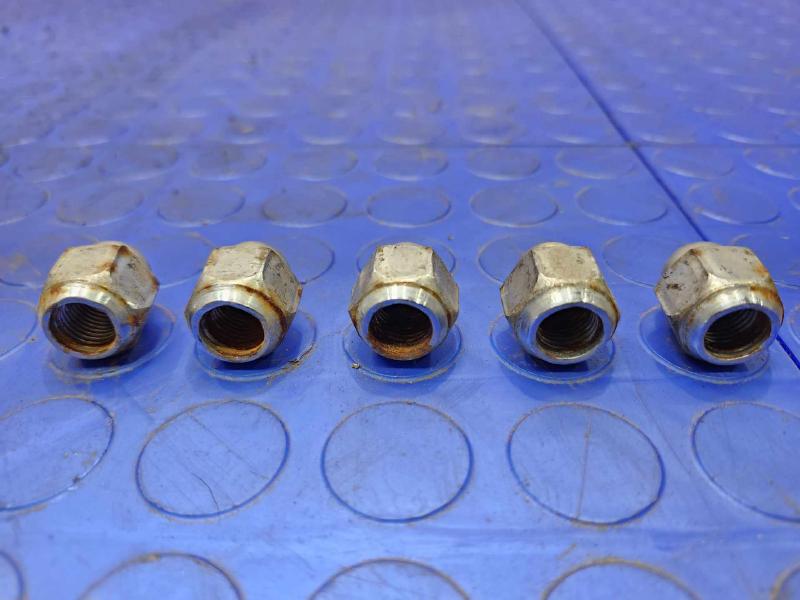 2015 Subaru Legacy Lug Nuts