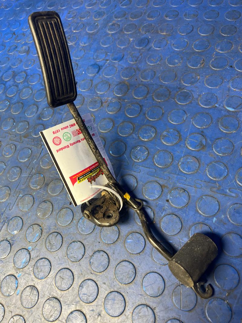 1996 1997 1998 1999 2000 Toyota 4Runner Accelerator Pedal Assembly OEM
