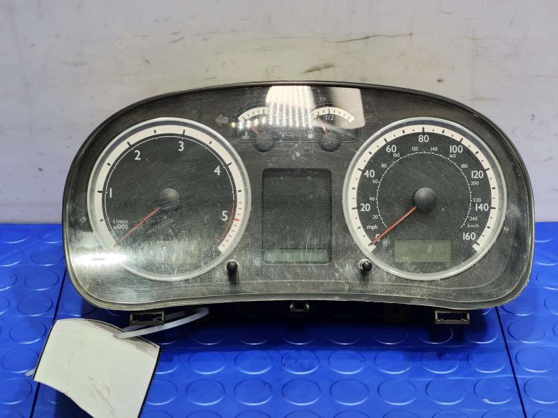 2005 Volkswagen Jetta Speedometer
