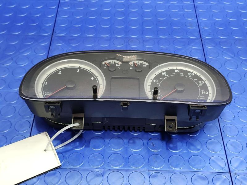 2005 Volkswagen Jetta Speedometer