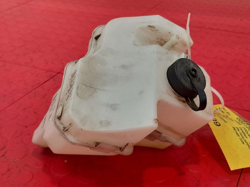 2015 Nissan Altima Coolant Recovery Bottle
