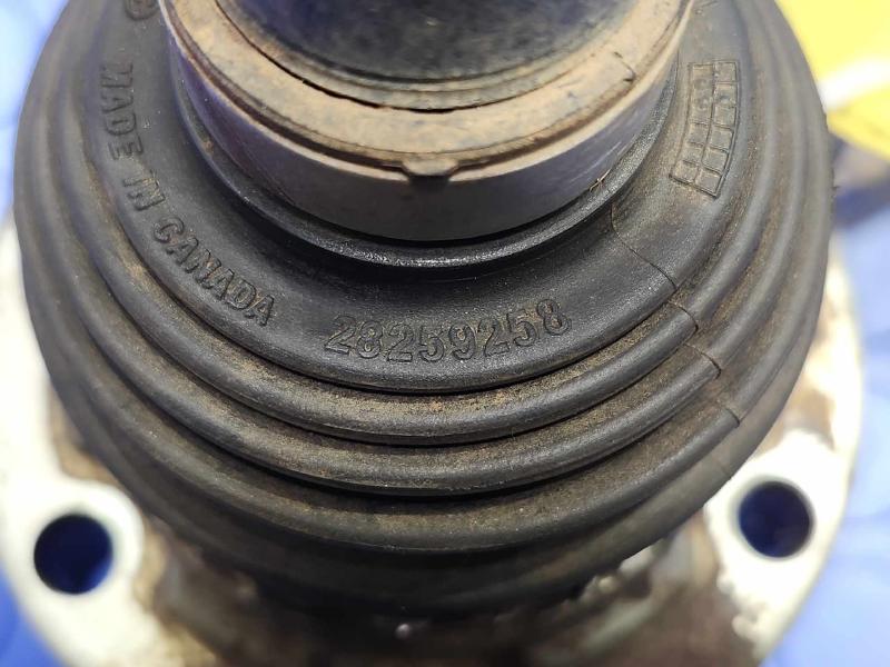 2014 Cadillac CTS Axle Shaft