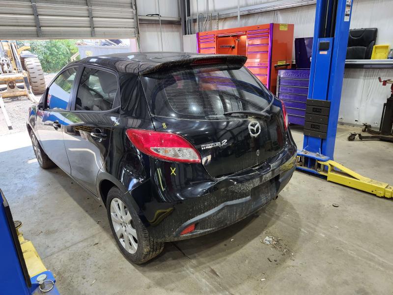 2013 Mazda Mazda2 Center Pillar