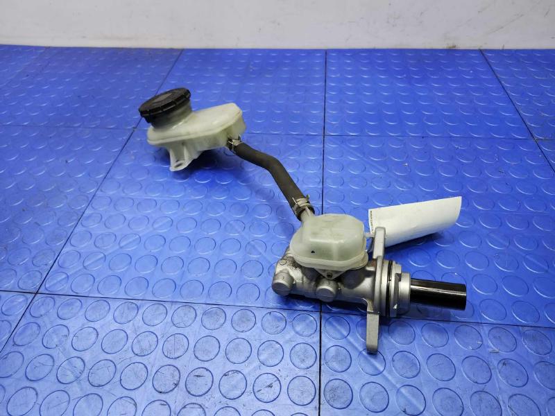 2013-2018 Acura RDX Brake Master Cylinder Assembly Genuine OEM 46100TX4A02