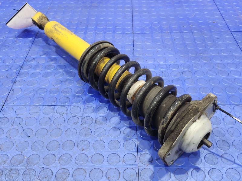 2011 Maserati Quattroporte Strut Assembly