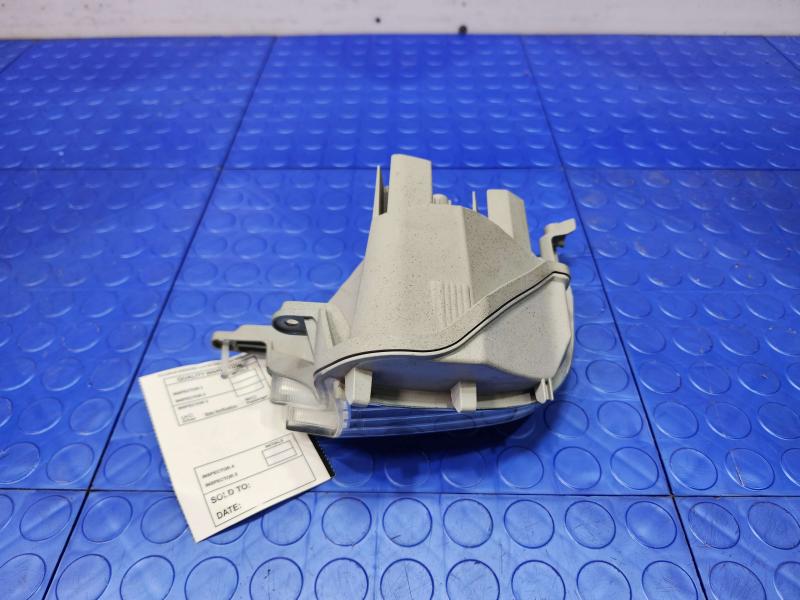 2015 Toyota Prius Fog/Mark/Park/Turn Light/Lamp