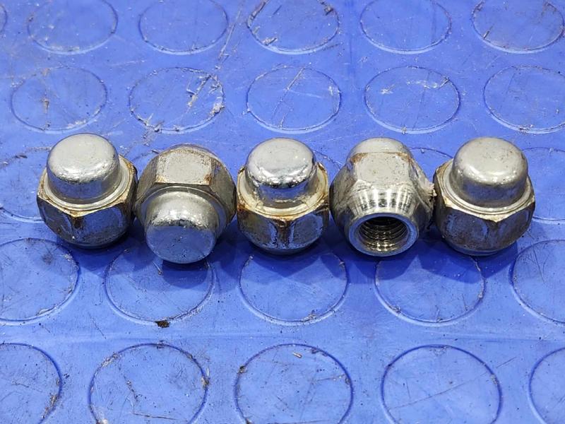 2015 Mazda CX-5 Lug Nuts