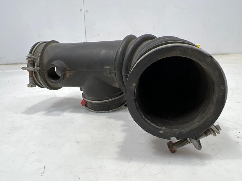 2006 Toyota 4Runner Air Intake Tube/Resonator