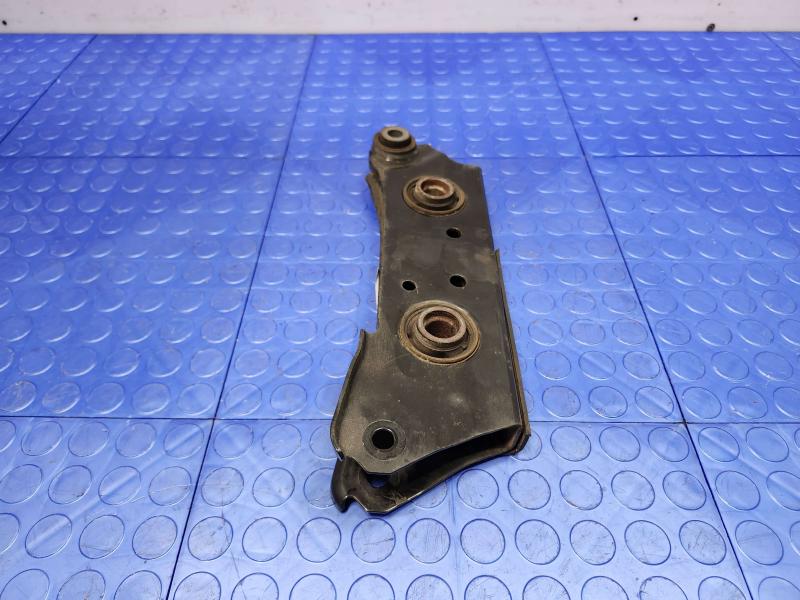 2022 Nissan Altima Lower Control Arm Rr