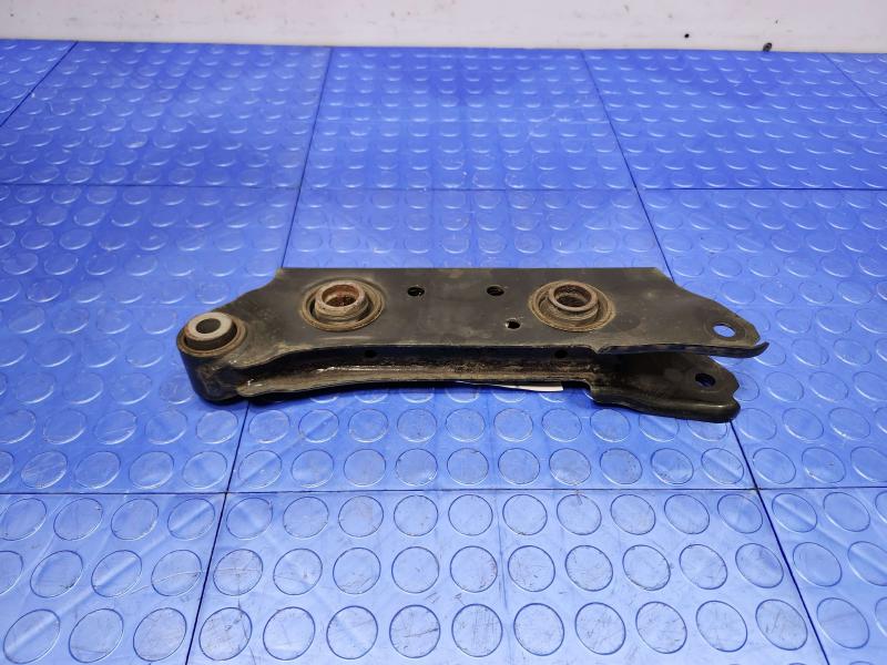 2022 Nissan Altima Lower Control Arm Rr