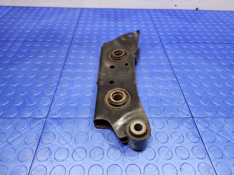 2022 Nissan Altima Lower Control Arm Rr
