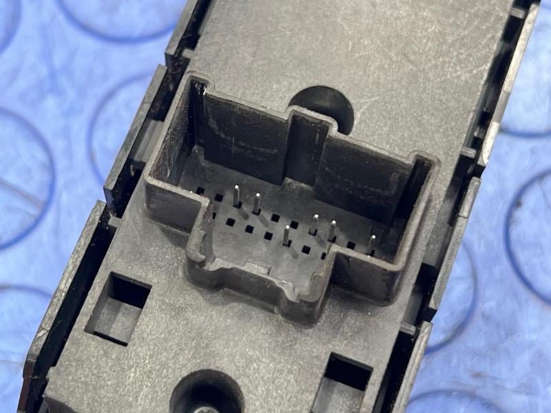 2016 Ford F-150 Door Switch Front