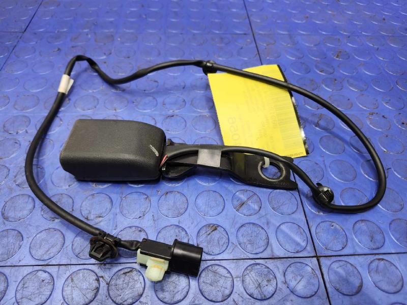 2017 Mitsubishi Outlander Front Seat Belt
