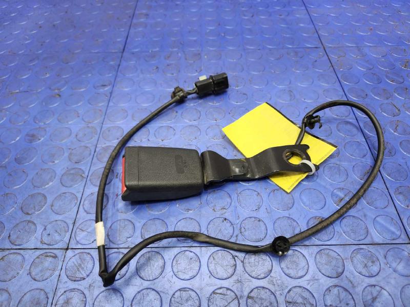 2017 Mitsubishi Outlander Front Seat Belt