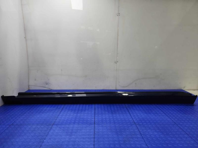 2018 Subaru Legacy Rocker Moulding