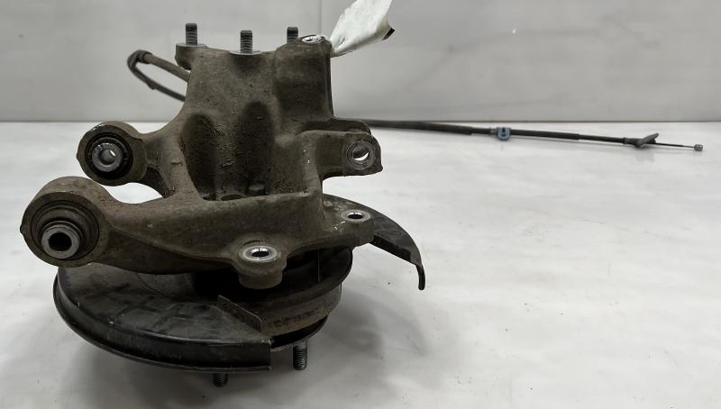 2015 - 2019 Hyundai Sonata Rear Spindle Knuckle w/ Hub RH Passenger Side OEM 52720C2100