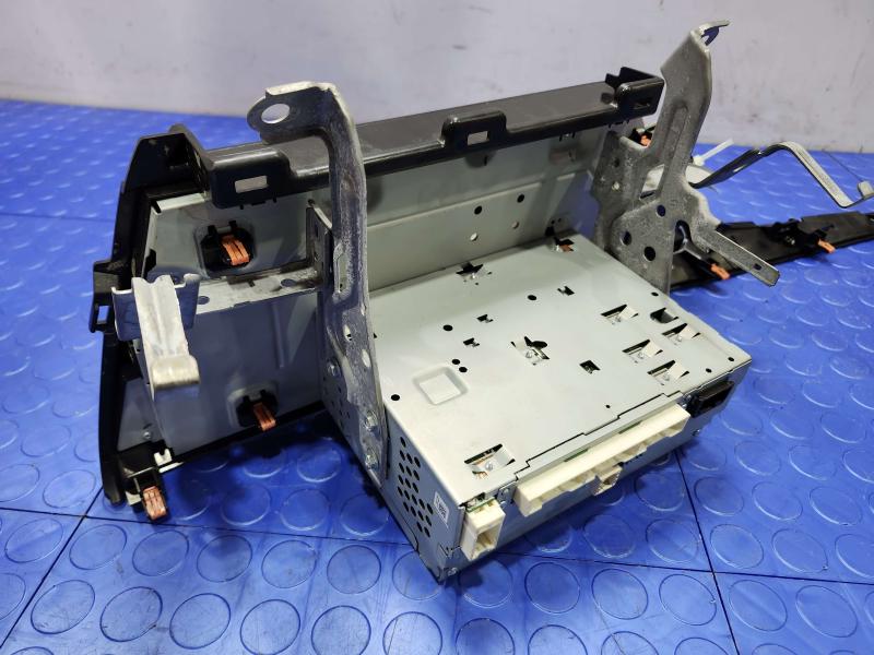 2019-2020 Toyota Camry Radio Receiver Display Screen Assembly OEM 86140-06410