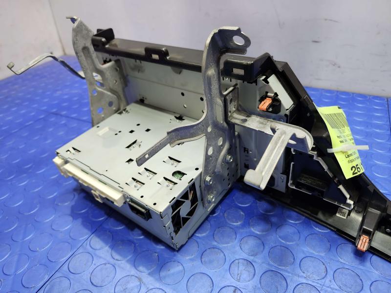 2019-2020 Toyota Camry Radio Receiver Display Screen Assembly OEM 86140-06410