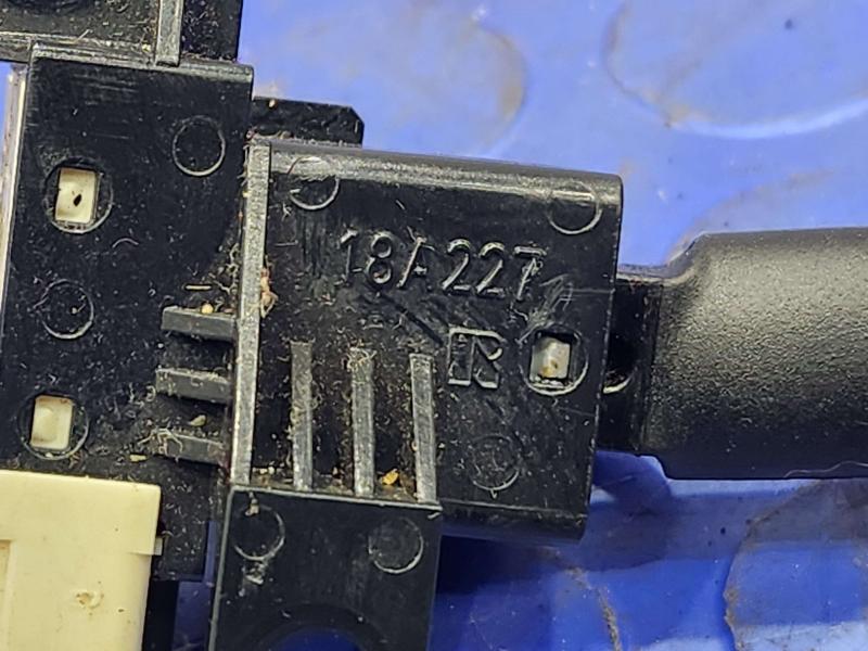 2007 Toyota Tundra Combination Switch