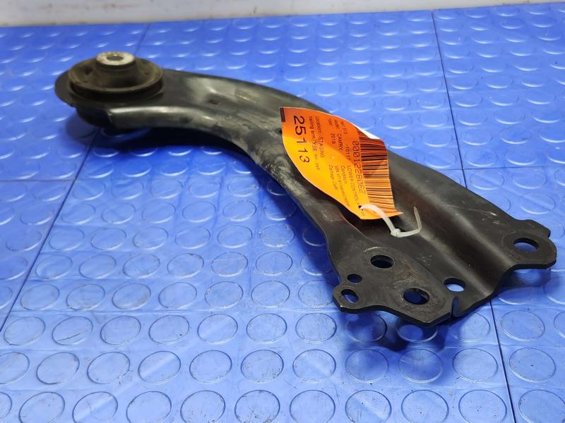 2019 Toyota Camry Lower Control Arm Rr