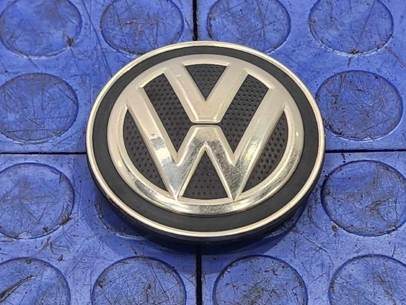 2015 Volkswagen Golf Center Cap