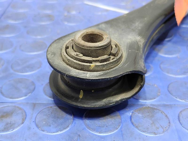 2017 Kia Niro Lower Control Arm Rr