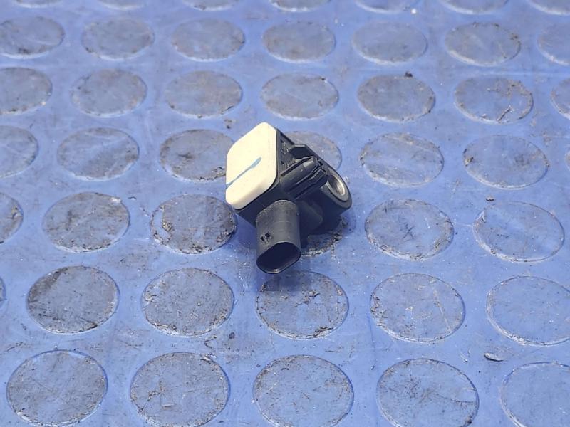 2011-2020 Dodge Durango Crash Impact Sensor Genuine OEM Part 56054085AA