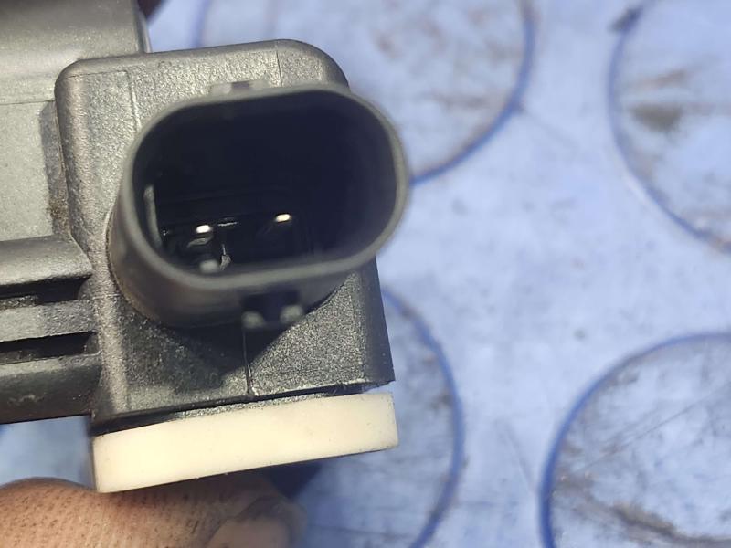 2011-2020 Dodge Durango Crash Impact Sensor Genuine OEM Part 56054085AA