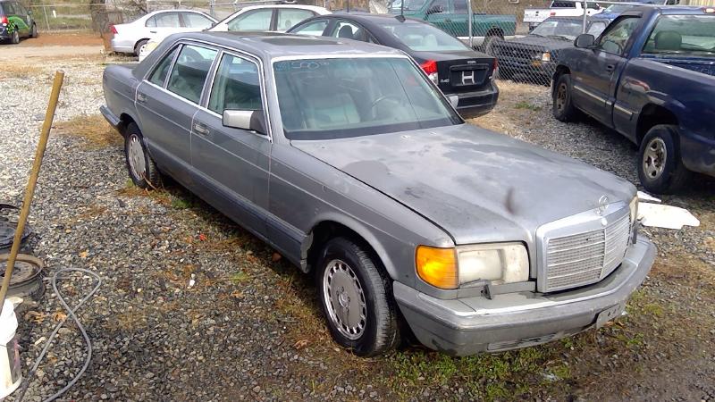 1990 Mercedes 420SEL Quarter Panel