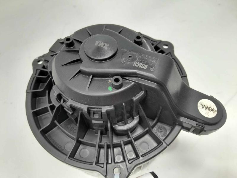 2011 - 2020 Kia Sorento Heater AC Blower Motor Assembly OEM 971131U000