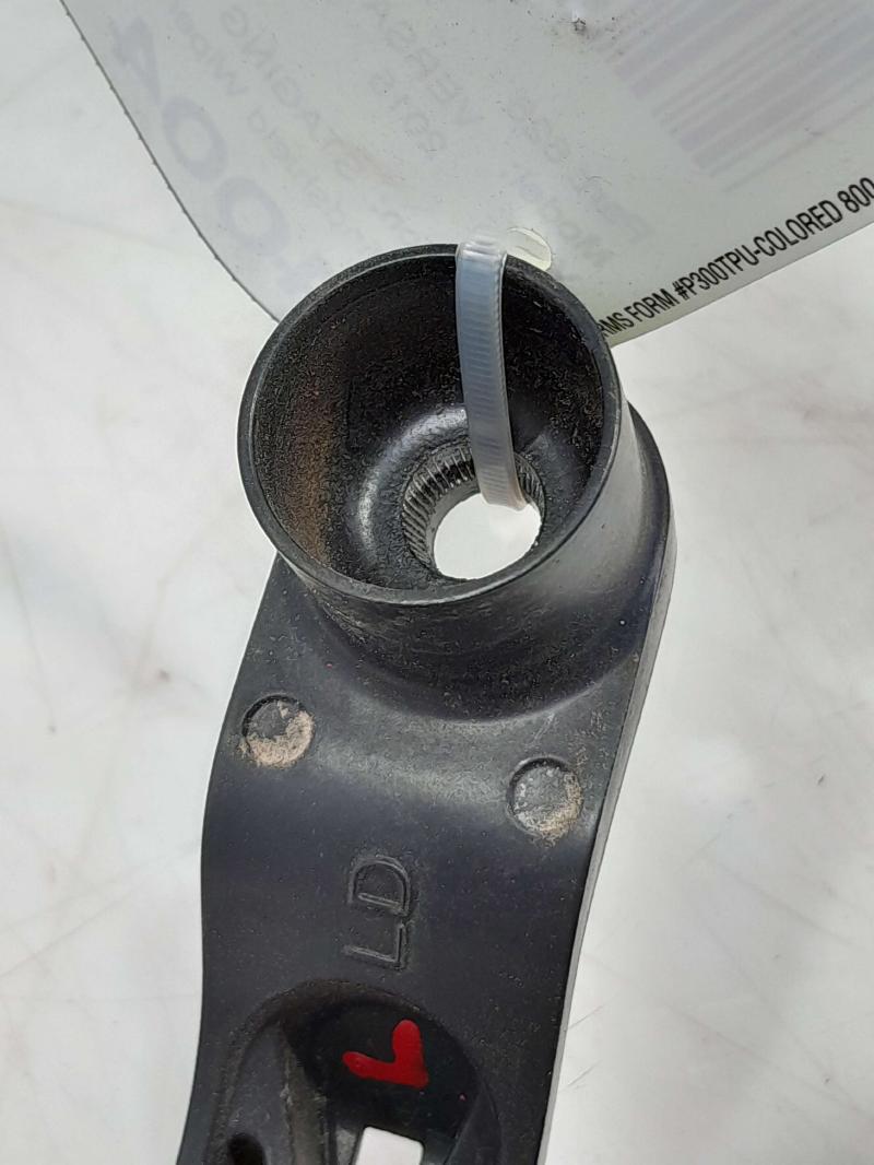 2015 Nissan Versa Wiper Arm