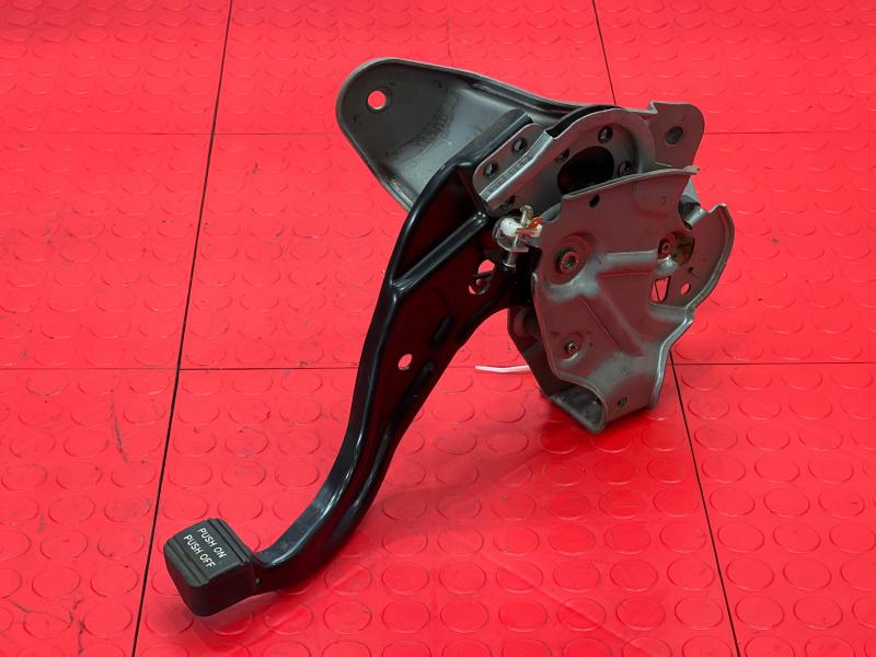 2011-2017 Infiniti QX56 QX80 Parking Brake Control Pedal Assembly OEM 36010-1LA0A